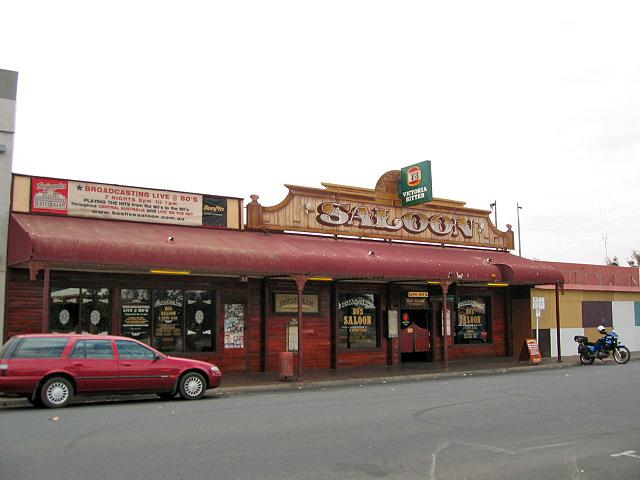 A 258 Alice Springs - Saloon.jpg